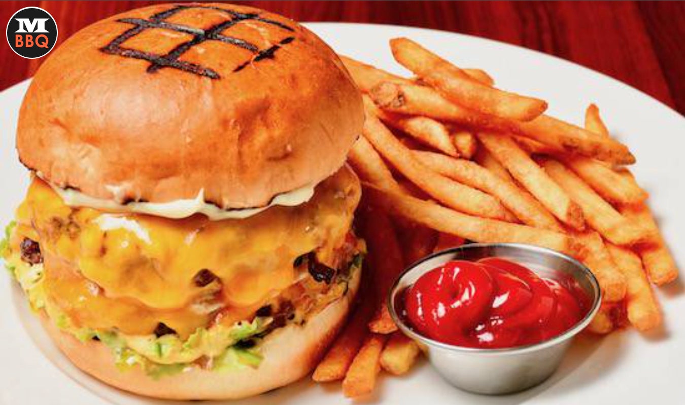 Double Cheeseburger ダブルチーズバーガー | Midtown BBQ